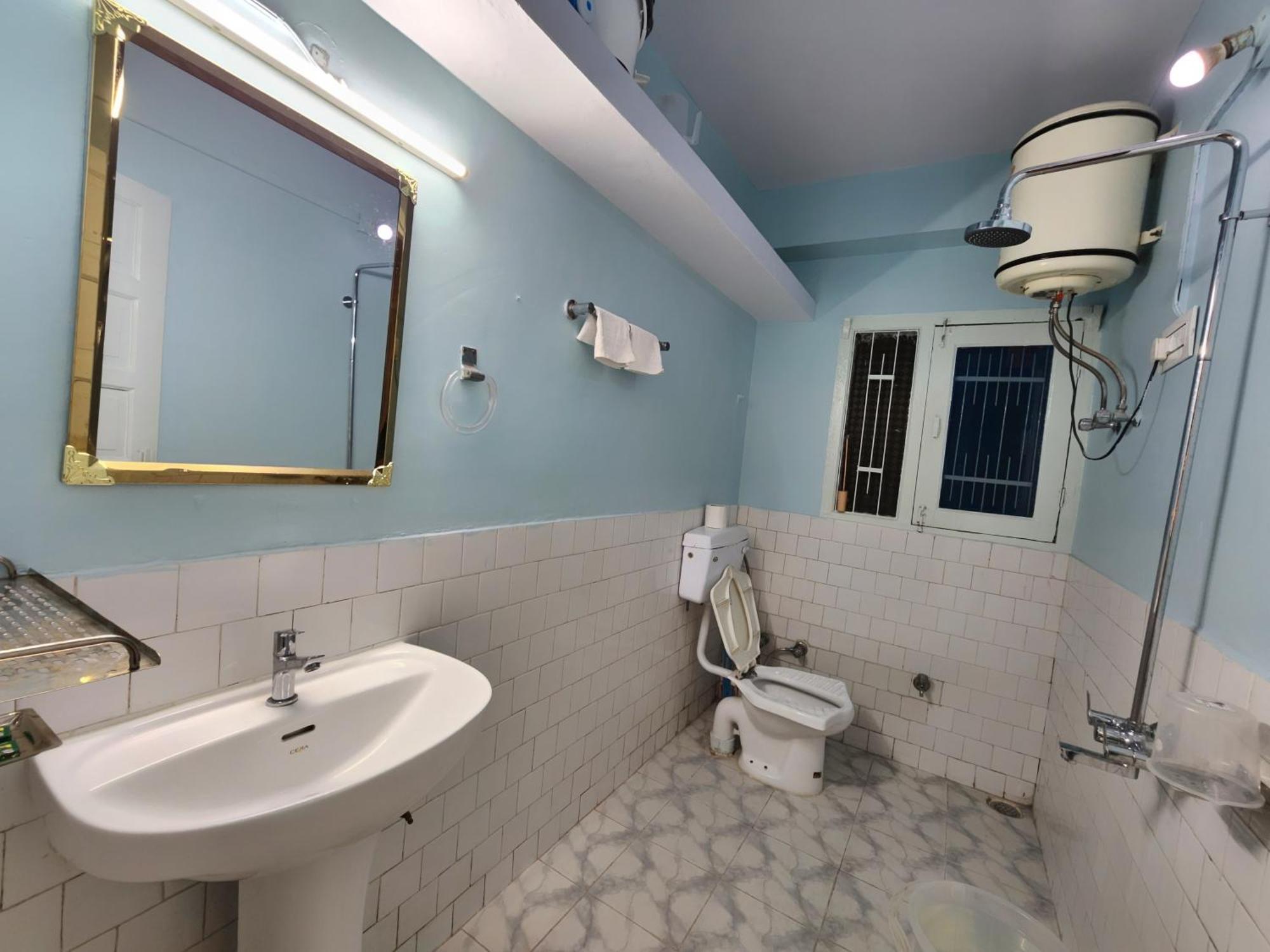 Aaram Baagh Simla Apartment Luaran gambar